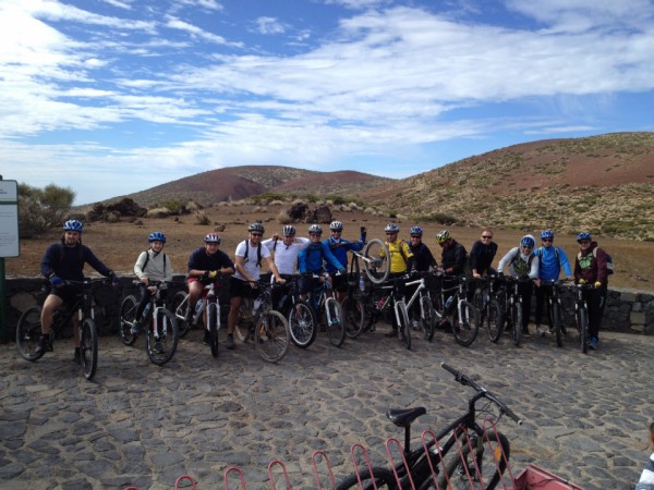 18 jóvenes disfrutan del mountain bike  