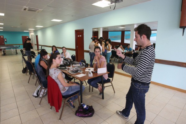 Aprendiendo a maquillarse