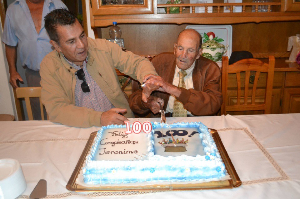 Jerónimo Díaz, centenario adejero junto al alcalde