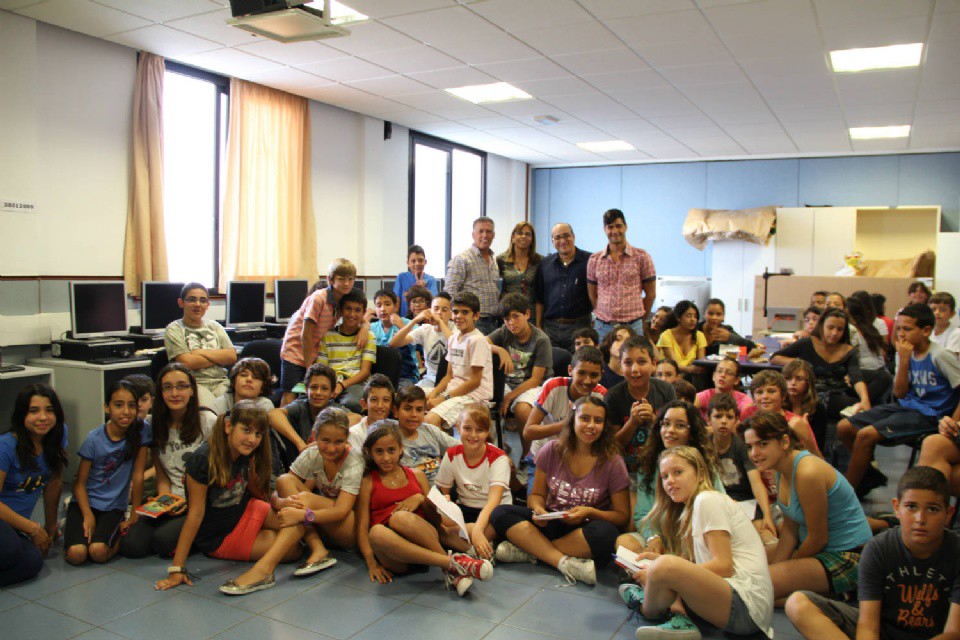 Leer Canarias llega a los colegios de Adeje de la mano del Ayuntamiento para promover la lectura entre los más pequeños