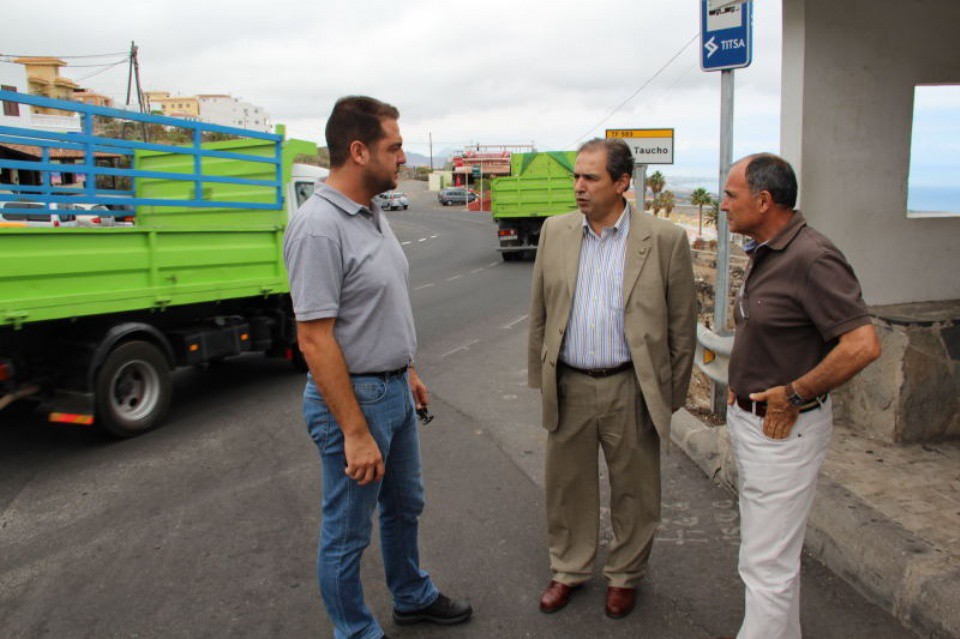 Concejales y Consejero analizan las posibilidades de la TF82