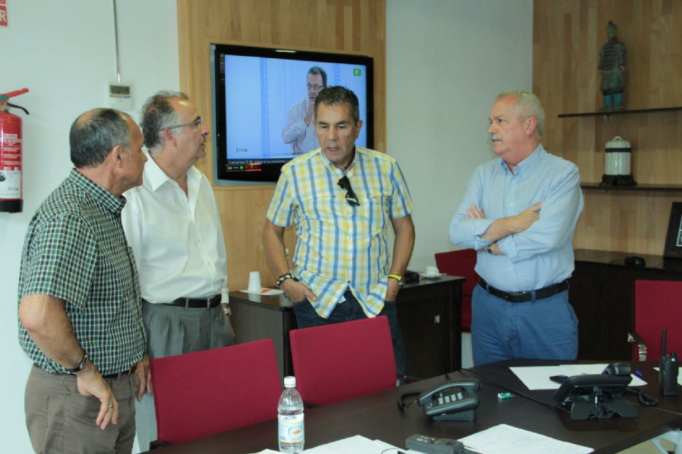 EL consejero en el Centro de Coordinación de Emergencias de Adeje