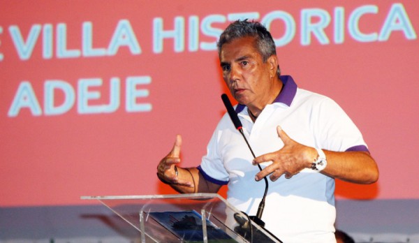 El alcalde de Adeje preside la presentación de la XXIII edición del Rallye Villa de Adeje  