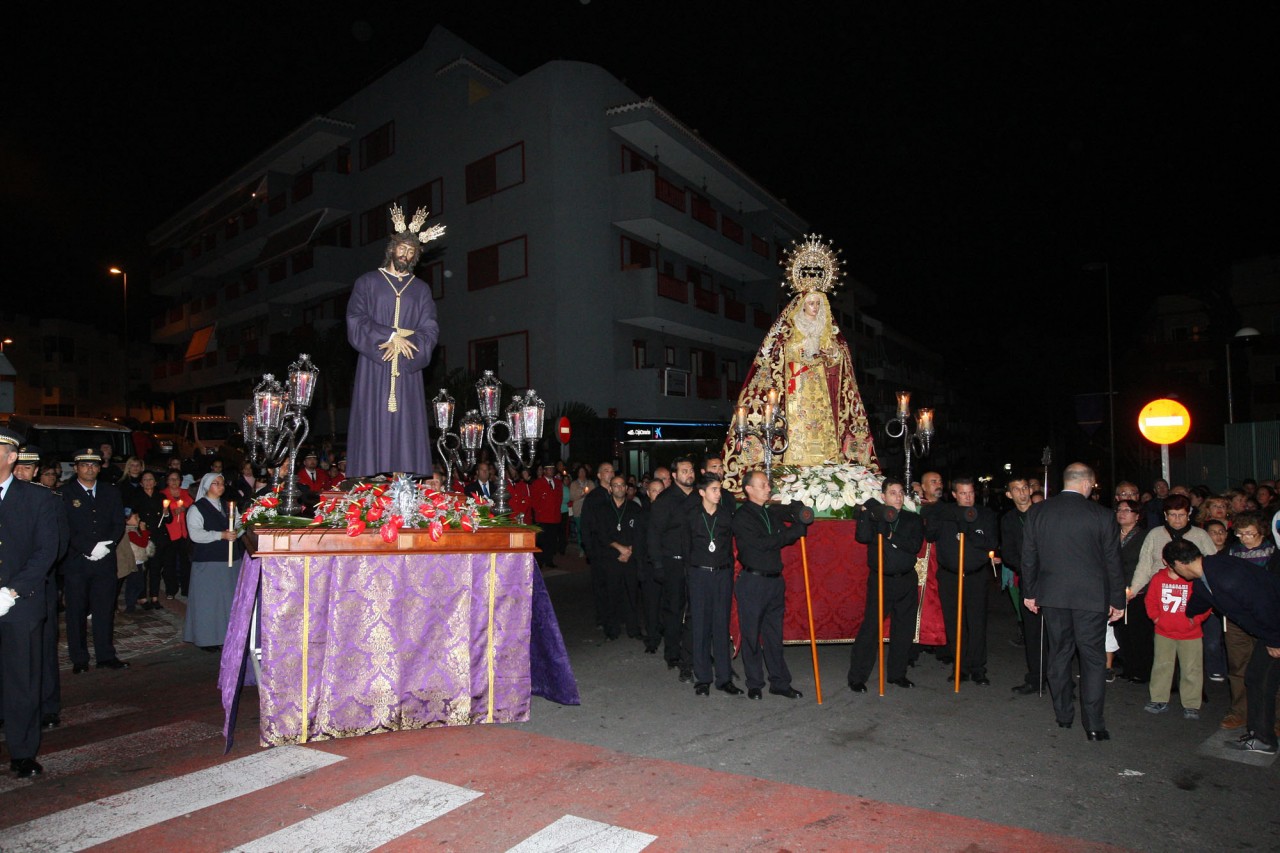 Procesión de Nuestra Señora la Virgen de La Esperanza y Jesús Cautivo