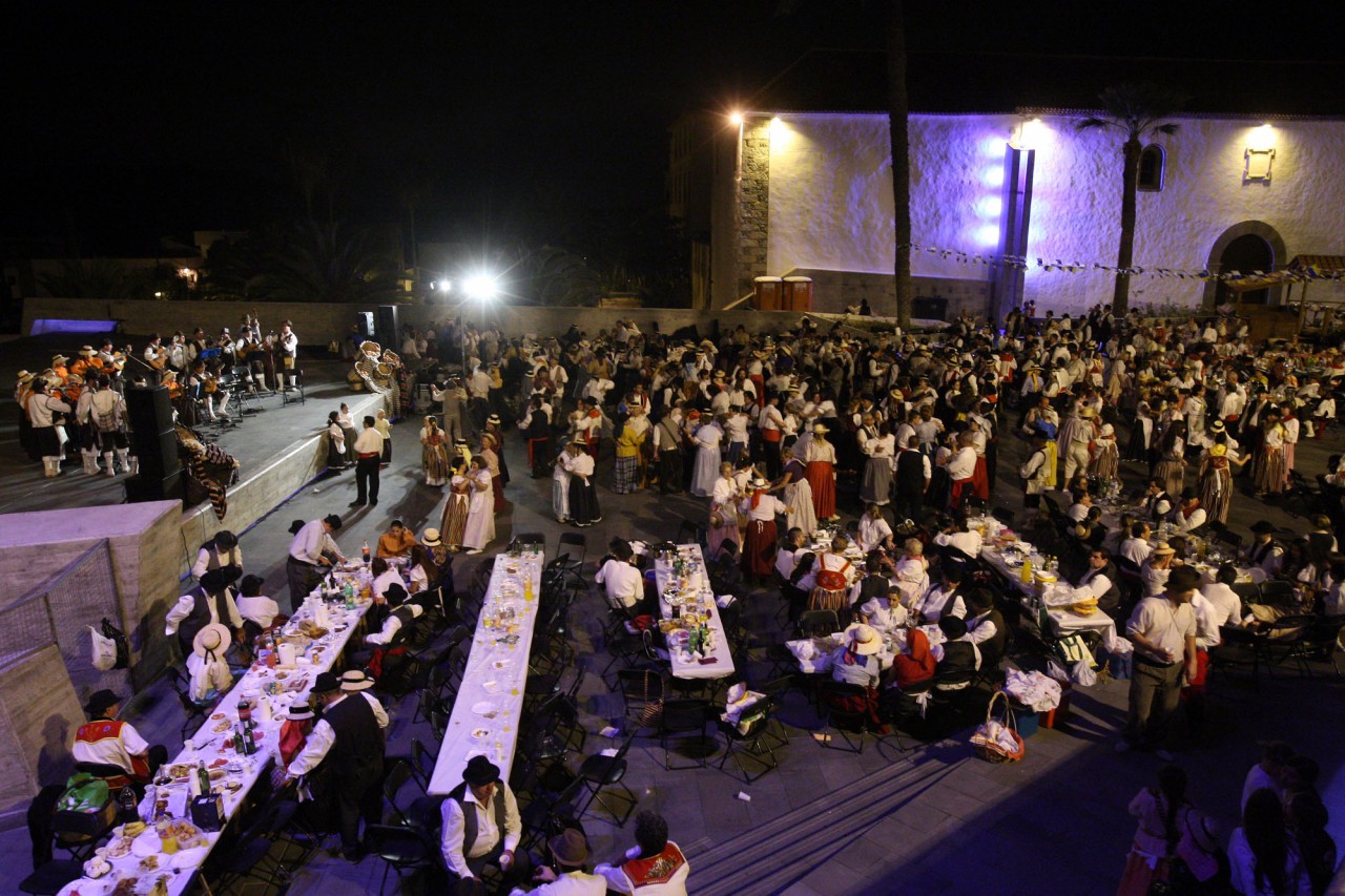 Adeje se prepara para su tradicional Baile de Magos