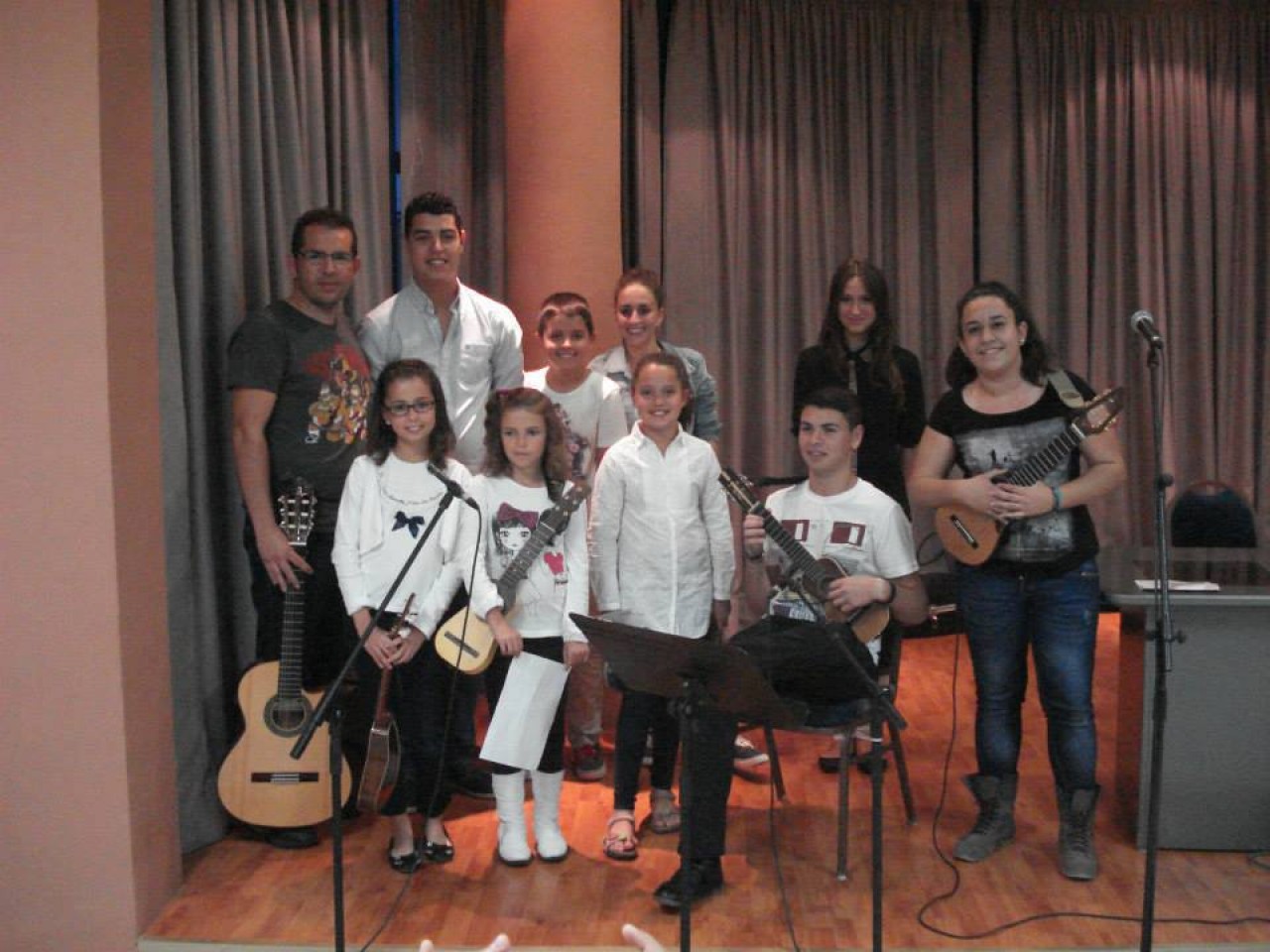 Magnífica acogida a los intérpretes del Recital de Timple 