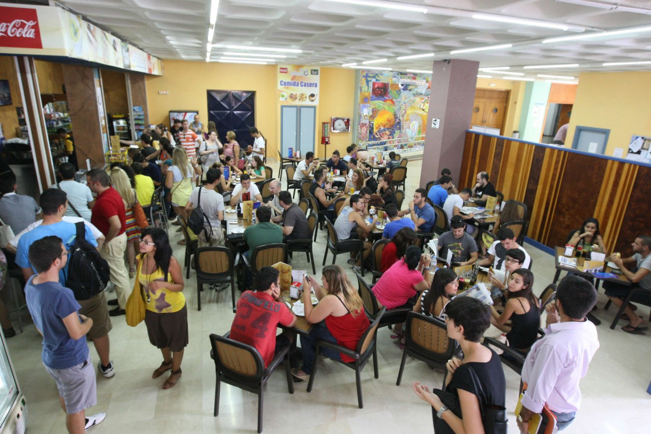 Alumnado de la UVA en el Centro Cultural