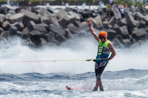 Australia arrasa en la tercera jornada de carreras de Esquí Náutico, en Puerto Colón.