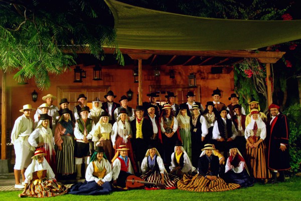 El Grupo y la Escuela Municipal de Folklore celebran 25 años de trayectoria