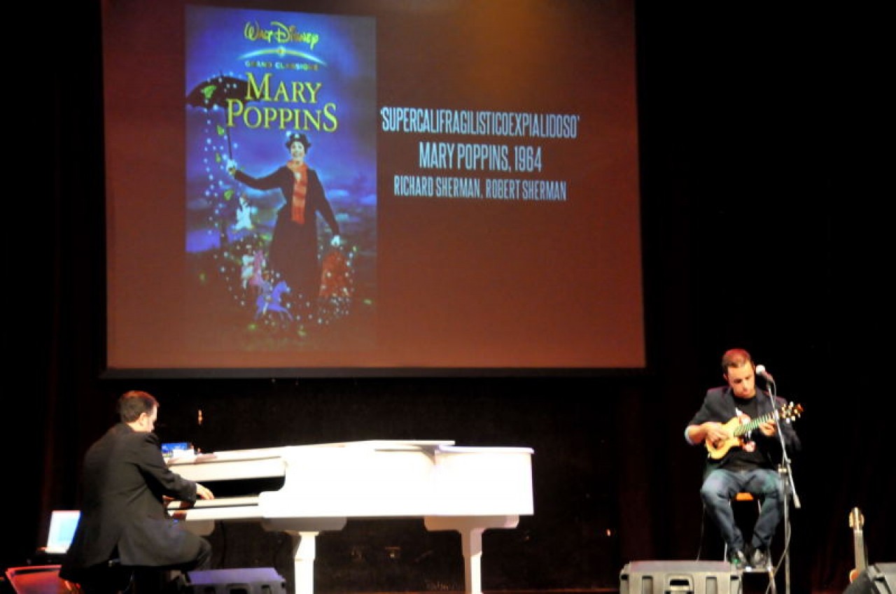 Momento del concierto en el Centro Cultural