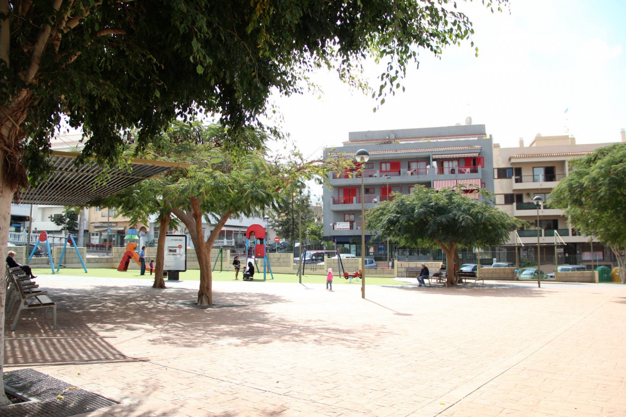 Plaza César Manrique de La Postura