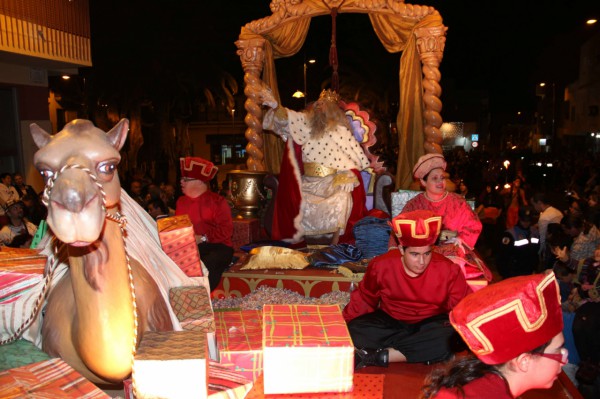 Fiestas y tradiciones navideñas de aquí y allí