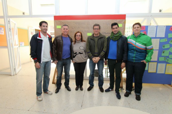 El Ayuntamiento inicia una campaña para sensibilizar al alumnado contra el acoso escolar en los institutos