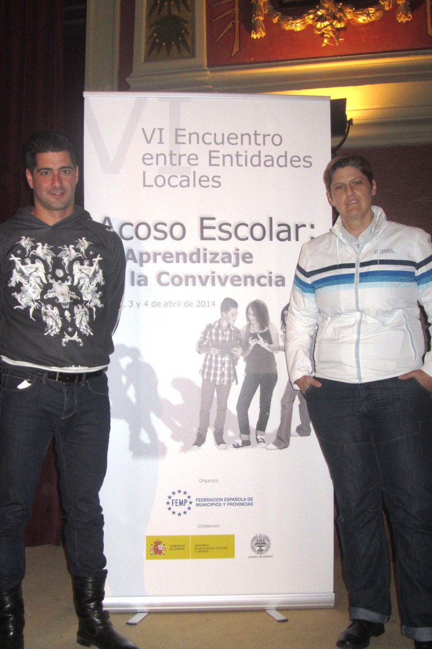 Adeje da a conocer su proyecto de prevención, detección e intervención del acoso escolar en Madrid