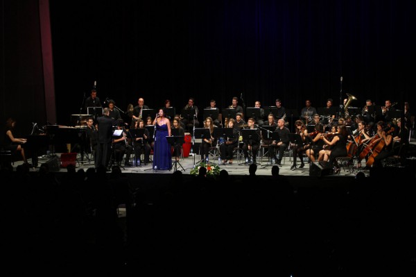 La Orquesta de Música Moderna de Adeje rinde homenaje a la primavera con un concierto