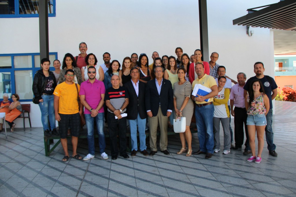 Foto de grupo de los participantes en el Curso de la UVA que dirige Antonio Alarcó