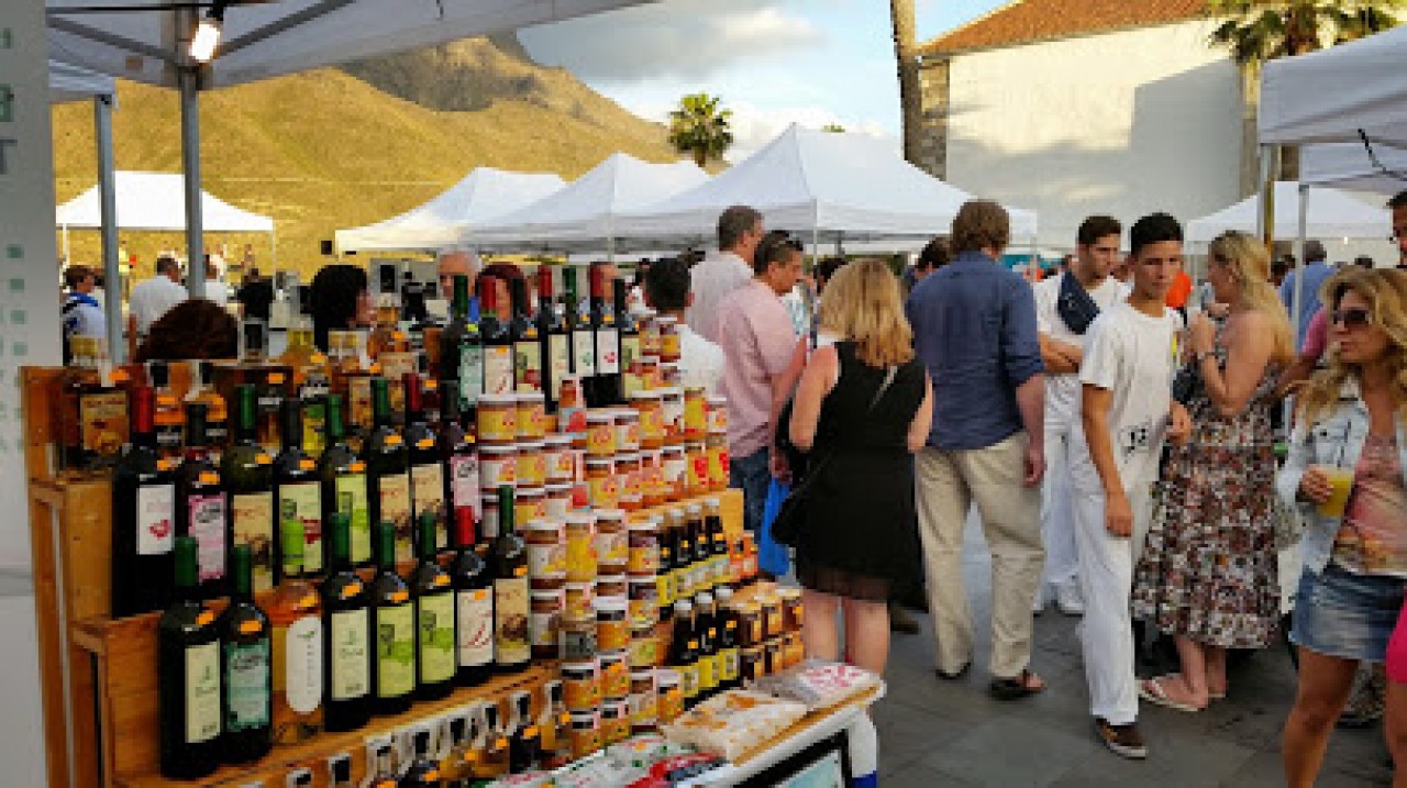Este sábado, especial DEGUSTAME en la Plaza España