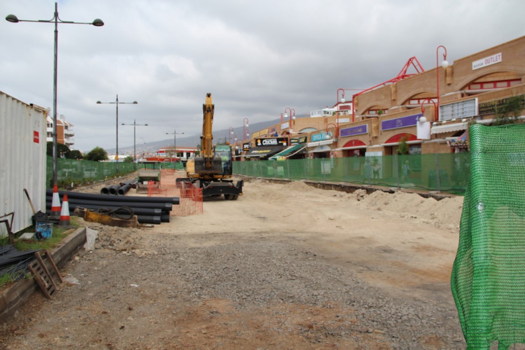 Obras en la Avda. de los Pueblos