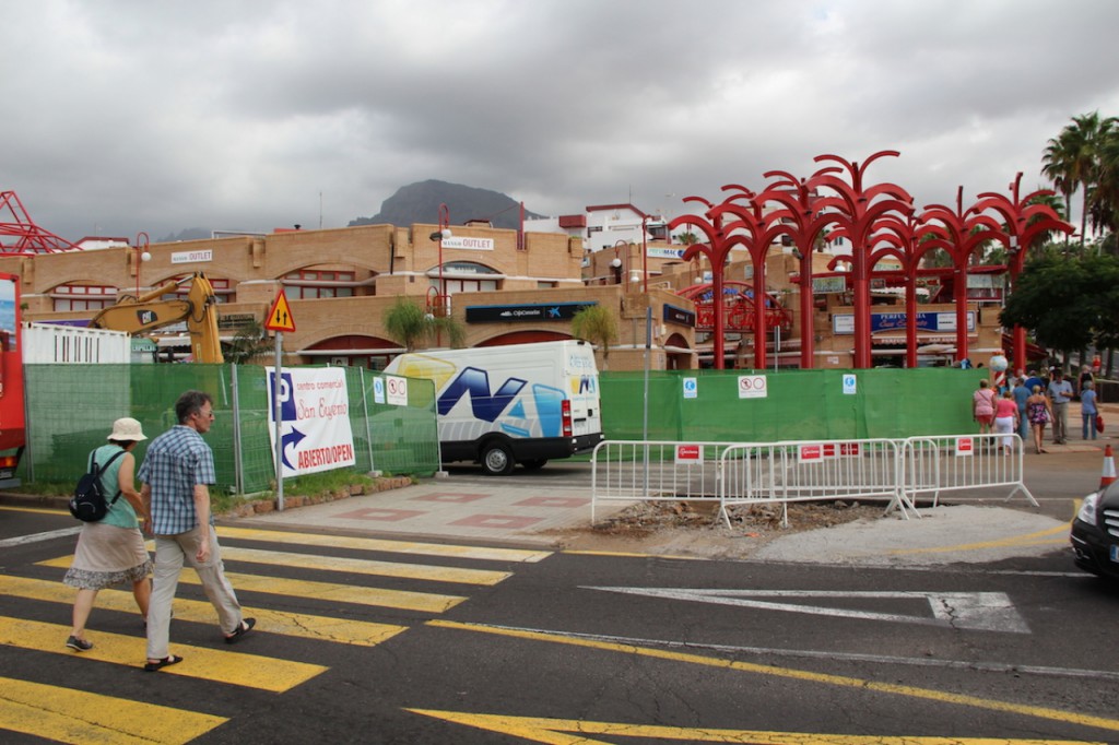 Obras en la Avda. de los Pueblos