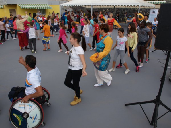 300 personas participan en las Jornadas de Puertas Abiertas del Centro de Atención a la Discapacidad de Adeje