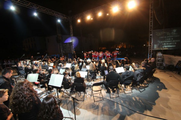 Las representaciones teatrales y los conciertos centran las actividades navideñas de esta semana