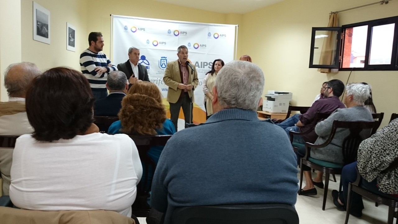 Un momento de la presentación en Los Menores