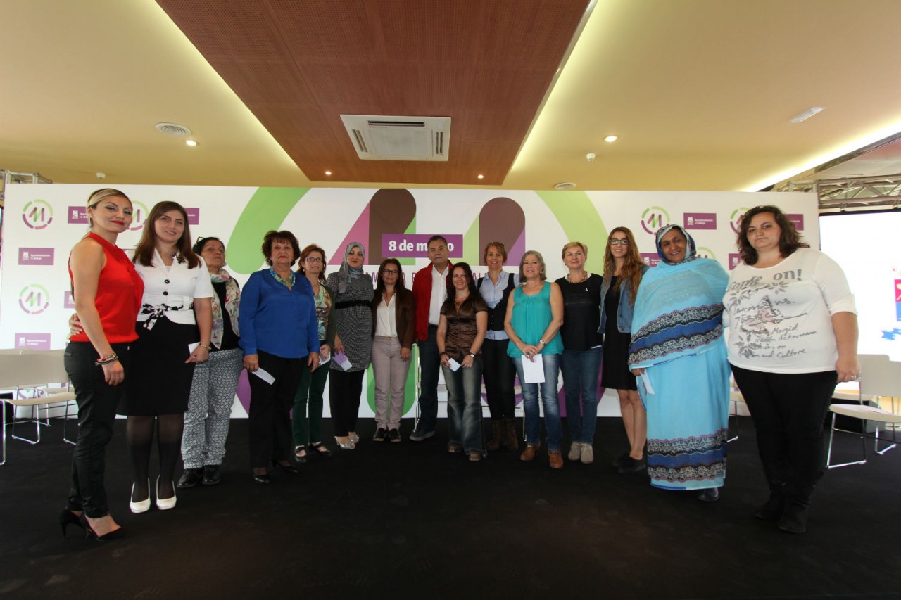 Adeje constituye el Consejo Municipal por la Igualdad en una Asamblea multitudinaria celebrada en el Día de la Mujer