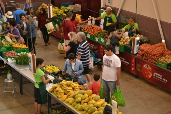 El Agromercado de Adeje realizará un taller de reciclaje y arte