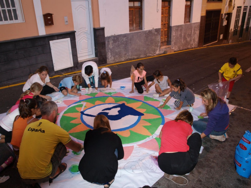 3500 kilos de sal engalanarán las calles de Adeje durante el Corpus Christi 