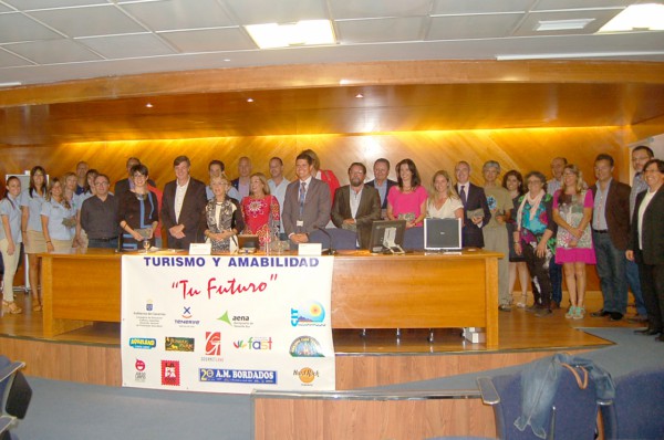 Adeje participa en la clausura de la campaña escolar 