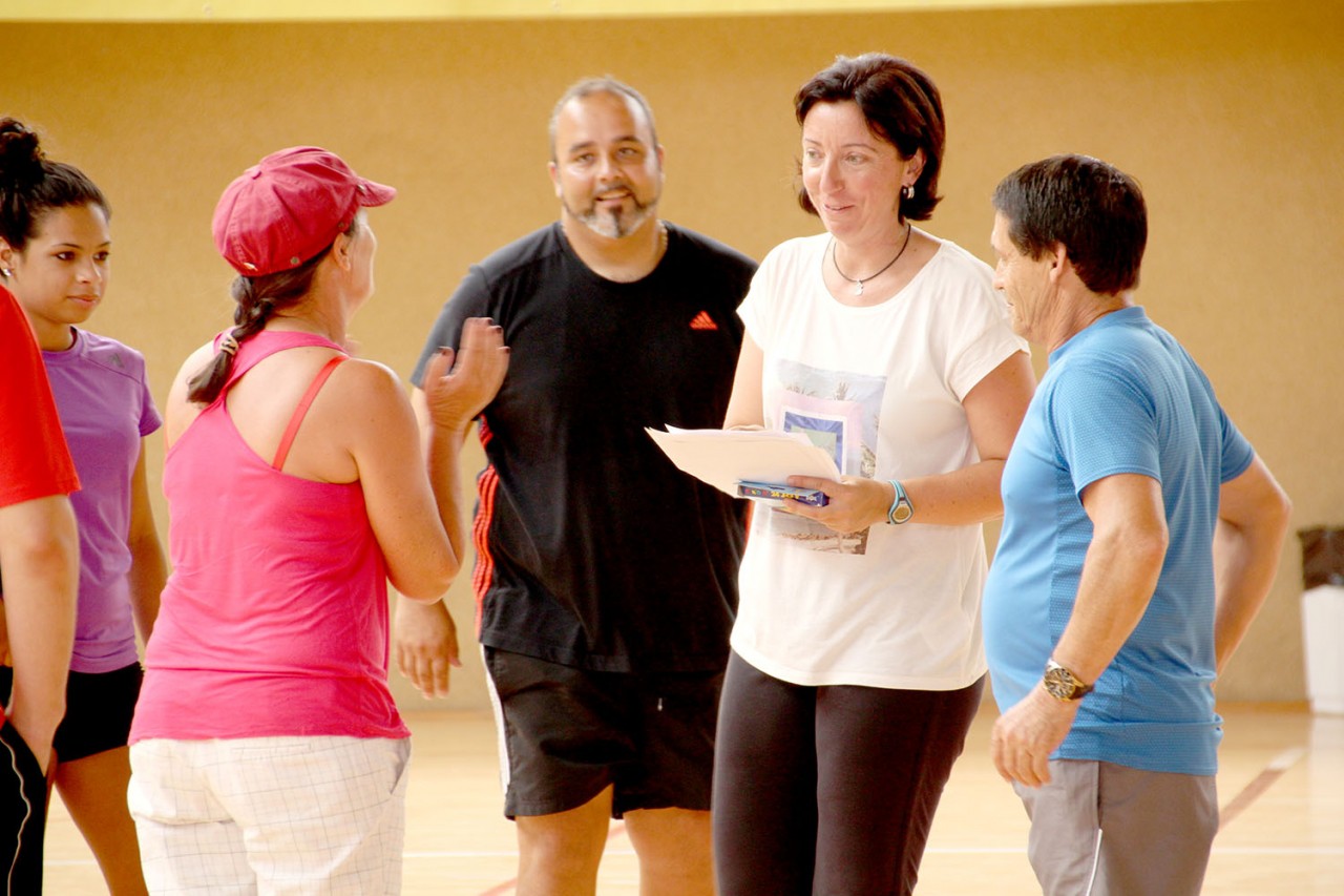 El curso se desarrolla en horario de tarde en el Pabellón de Las Torres