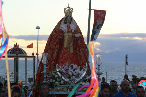  La III Visita Lustral de la Virgen de La Encarnación se convierte en el escenario de un intercambio intercultural