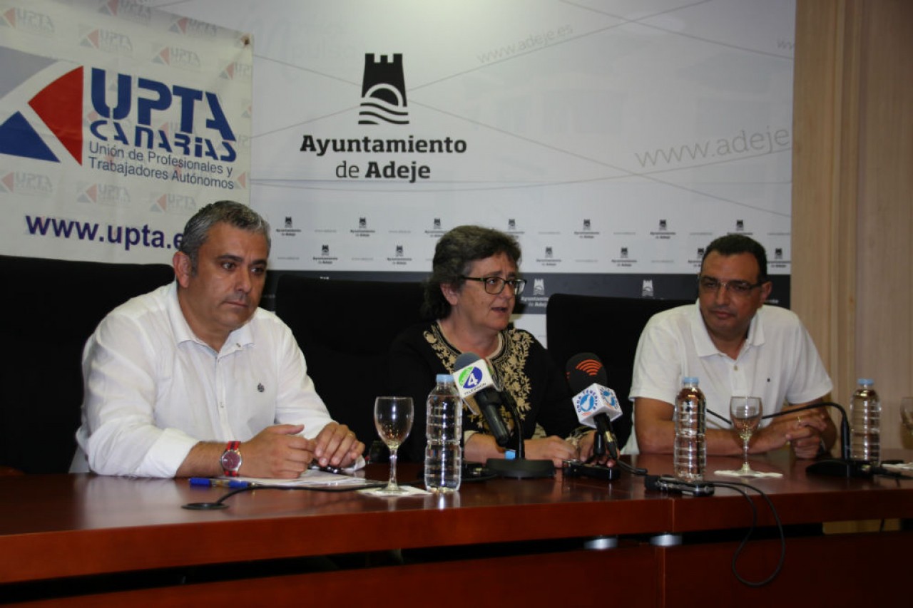 Ayuntamiento de Adeje y UPTA Canarias ofrecen asesoramiento para implantar wifi en establecimientos hoteleros