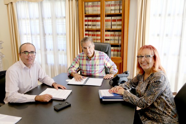 Ayuntamiento y Gobierno de Canarias planifican proyectos conjuntos en materia de prevención de la salud