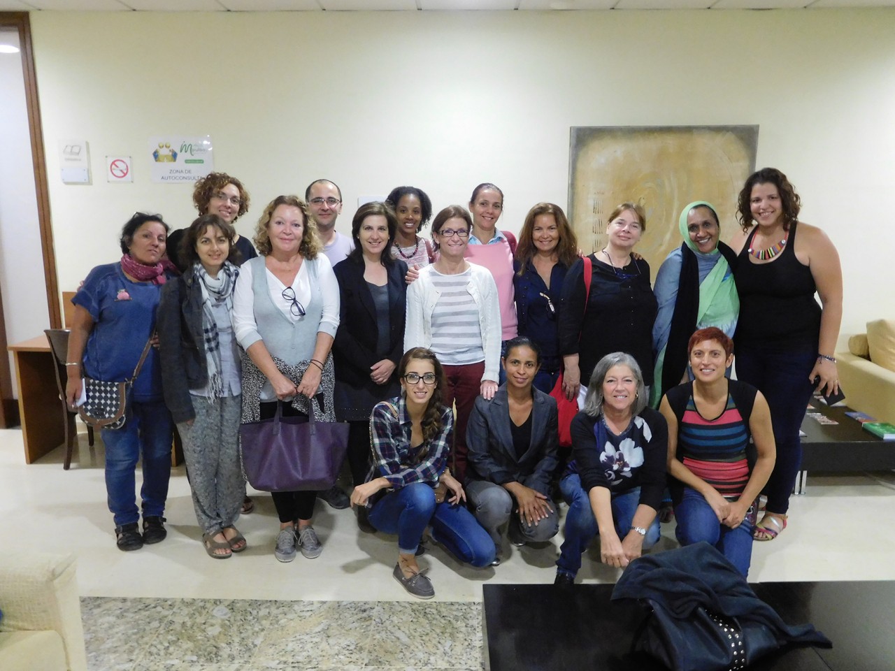 Una charla sobre violencia de género y migraciones ahondó en el problema de las mujeres inmigrantes en el mundo