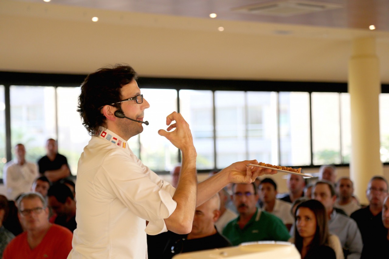 Jordi Bordas, Campeón del Mundo de Pastelería, ofrece una clase magistral en Adeje