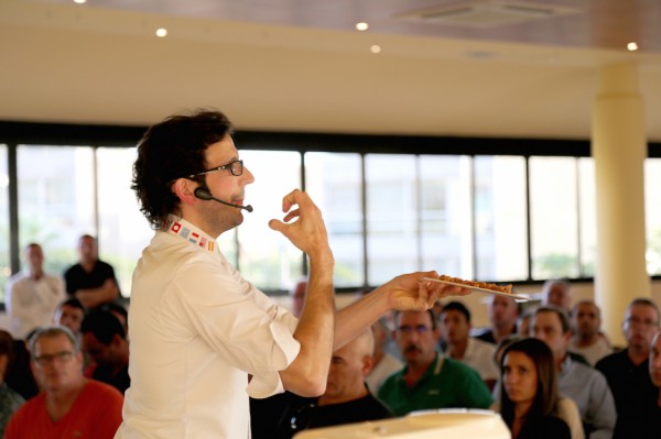 Jordi Bordas, Campeón del Mundo de Pastelería, ofrece una clase magistral en Adeje