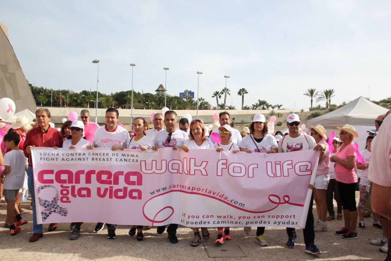 La XI edición de Carrera por la Vida reunió a más de 3 mil participantes contra el cáncer de mama