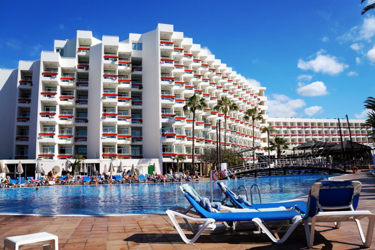 El hotel Troya es reconocido por su compromiso con la rehabilitación y la sostenibilidad