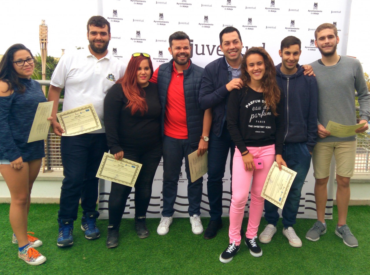 Reconocimiento al esfuerzo juvenil