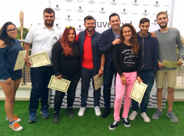 Reconocimiento al esfuerzo juvenil