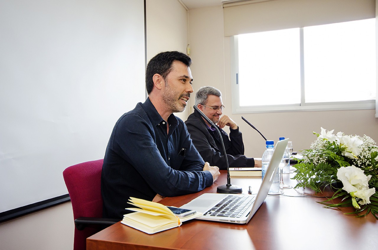 El escritor Jorge Magano inaugura la I Semana Cultural del Colegio Costa Adeje