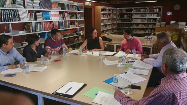 El Sur debate la propuesta de la FECAM sobre la ley del suelo