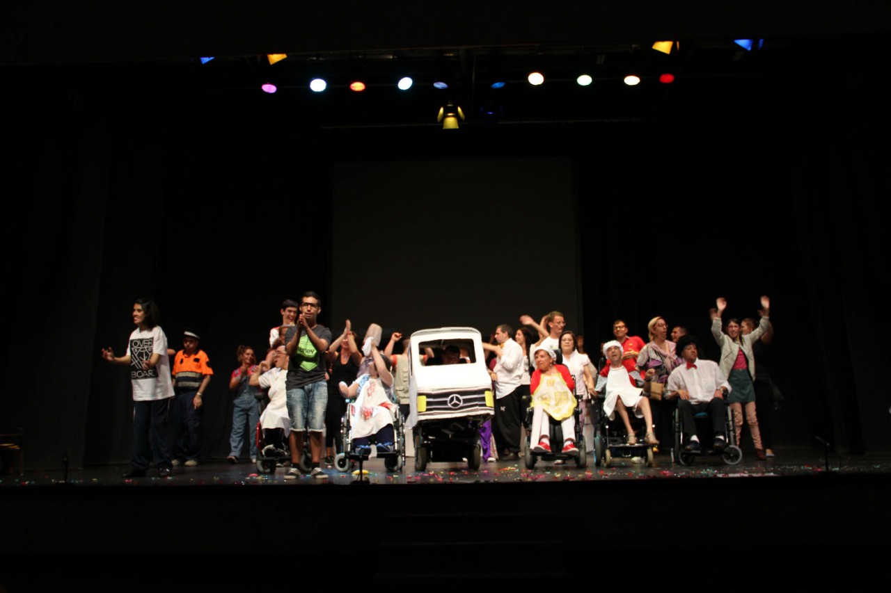 El auditorio del Centro Cultural se prepara para el IX Encuentro de Teatro diversidad funcional de Adeje