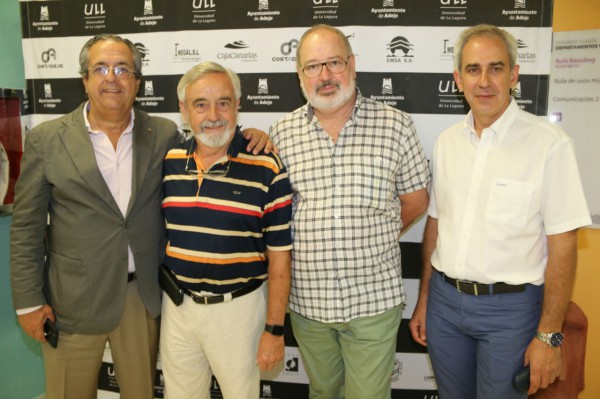 La Universidad de Verano trae a Adeje a los mejores especialistas en medicina hiperbárica de España.