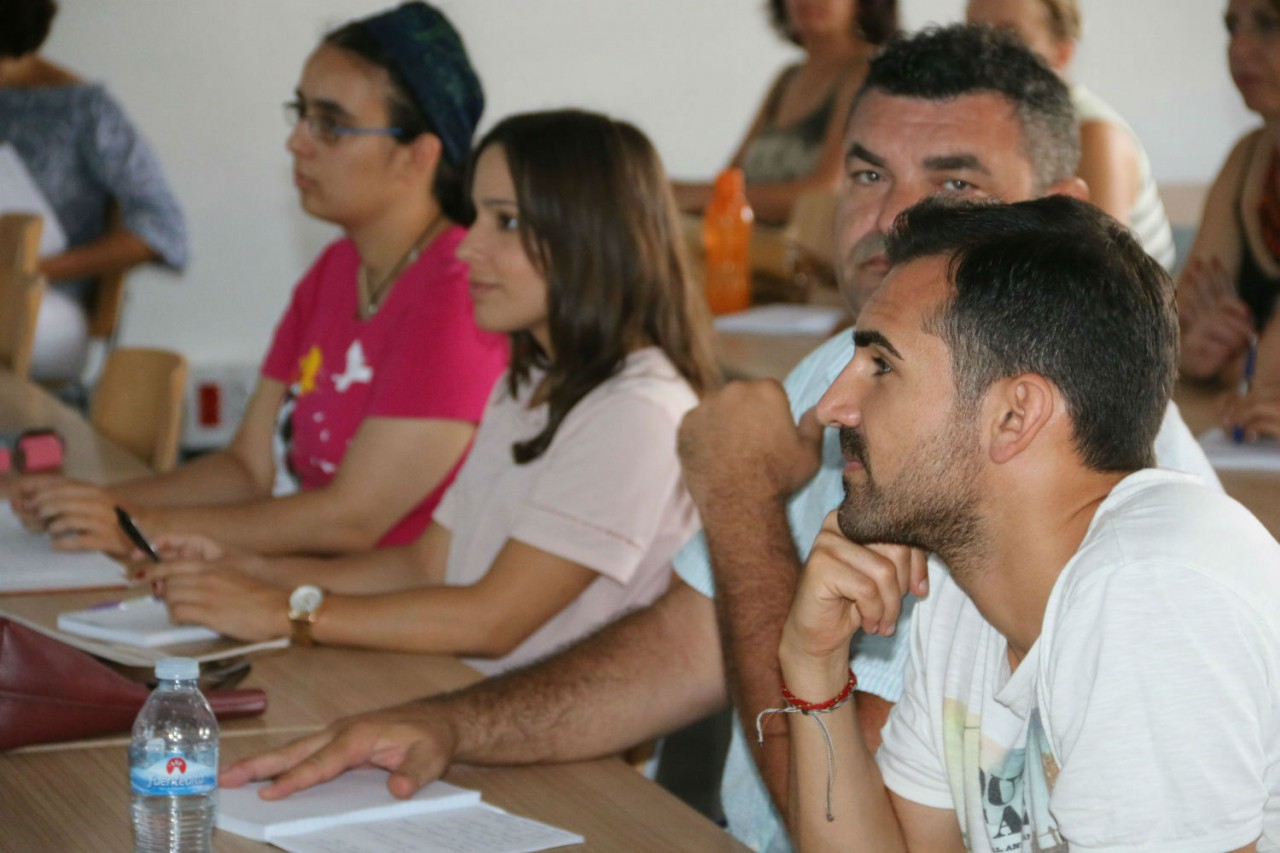 Antonio Hernández Díaz: ''con los niños y niñas hay que trabajar el apego y desapego seguro''