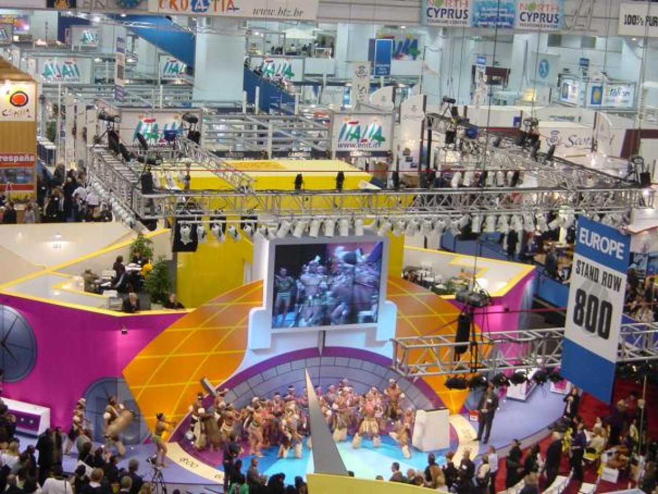 Costa Adeje acude a la World Travel Market de Londres junto a Turismo de Tenerife