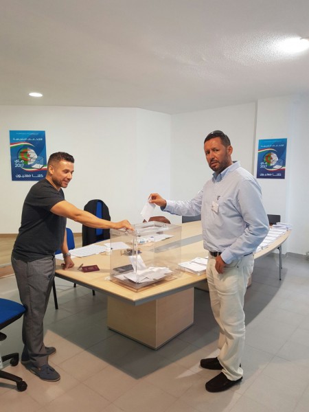 Adeje acogió la única mesa de Canarias para las elecciones argelinas