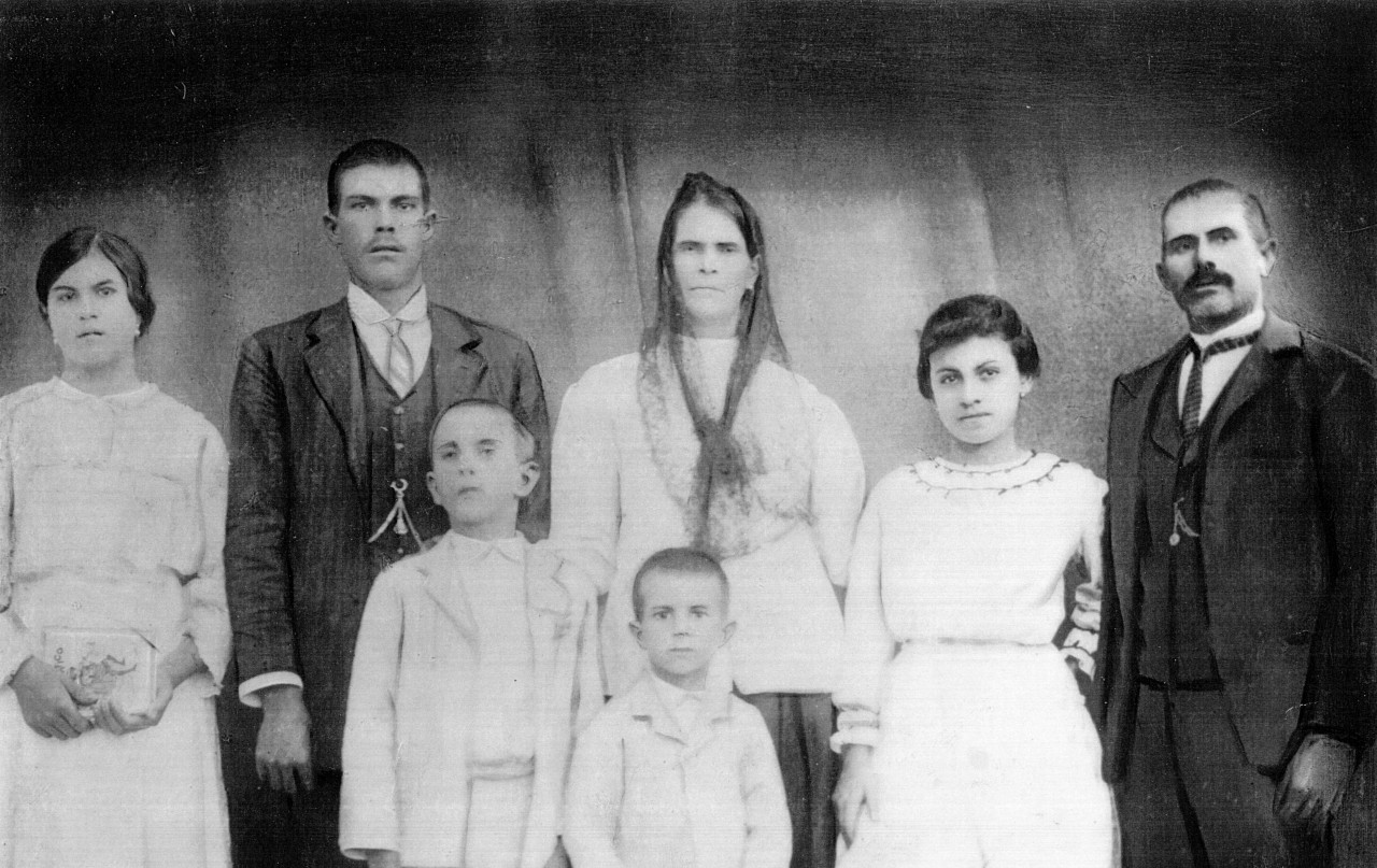 Las IX Jornadas Etnográficas de Taucho rescatan el papel de ''la familia en el ámbito rural''
