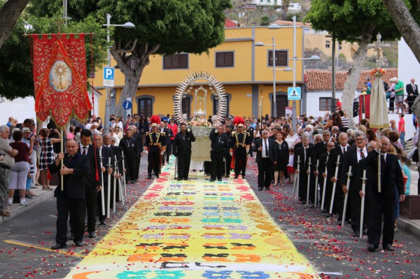 Más de 11.000 kilos de sal se esparcirán en el Corpus Christi este fin de semana